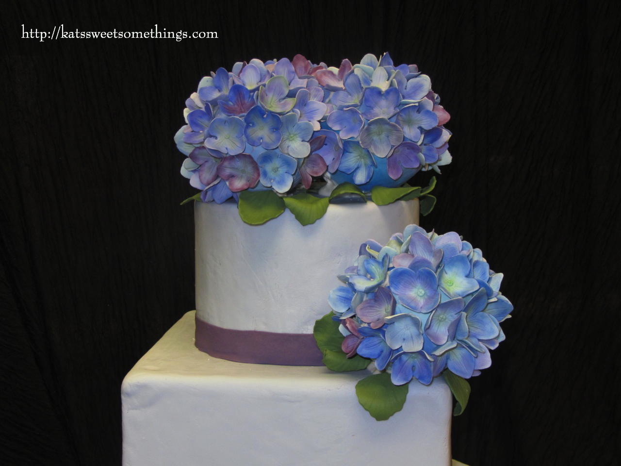 Fondant Cake with Hydrangeas