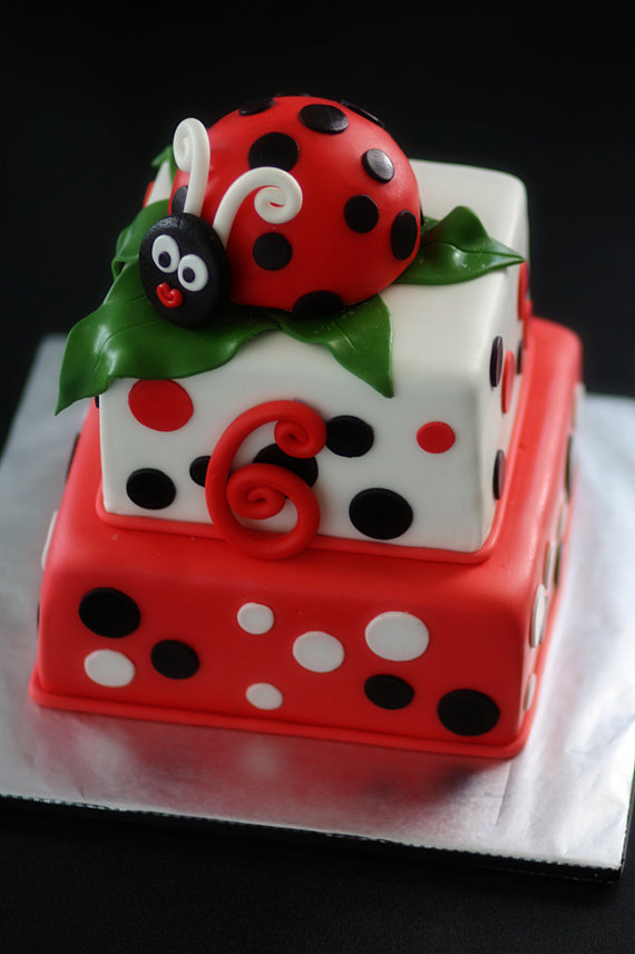 Ladybug Fondant Cake