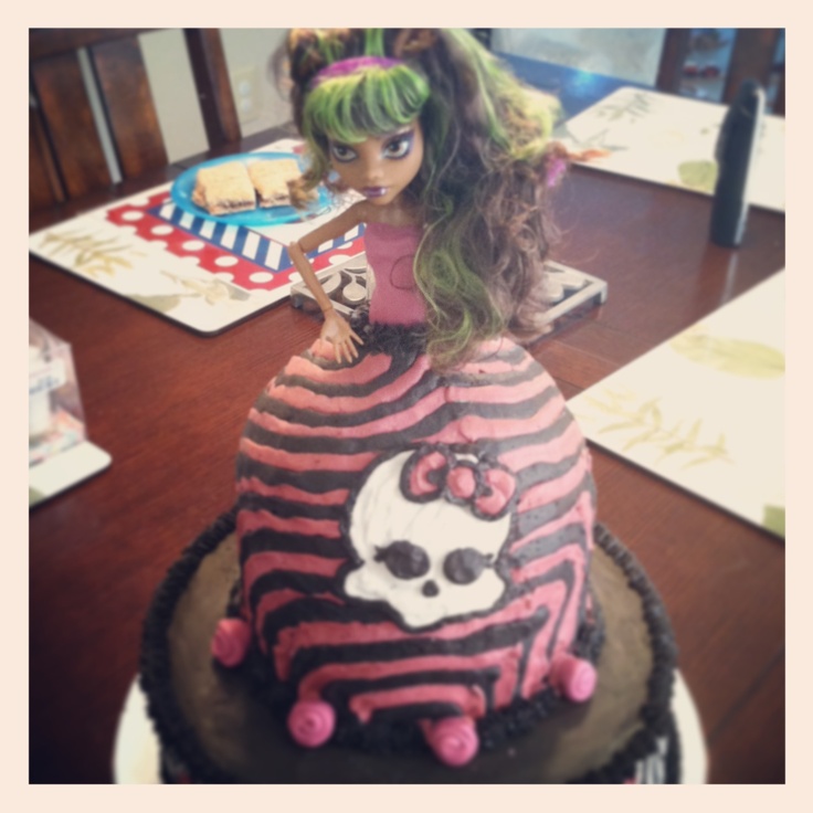 Monster High Cake with Buttercream Icing