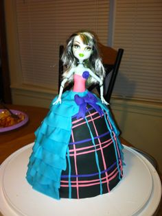 Monster High Doll Cake Monster High Doll Cake