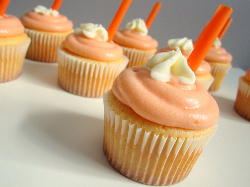 Orange Cream Soda Cupcakes
