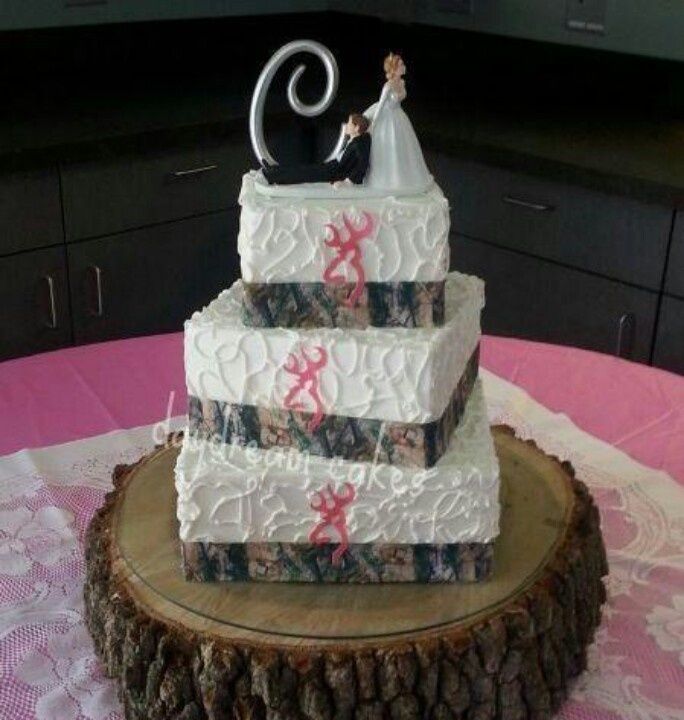 Pink Camo Wedding Cake