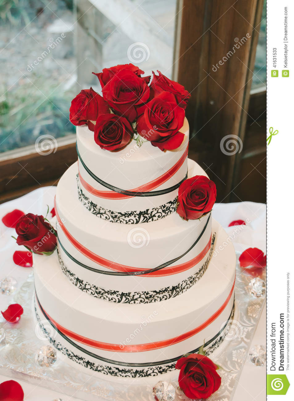 Red Rose Wedding Cake