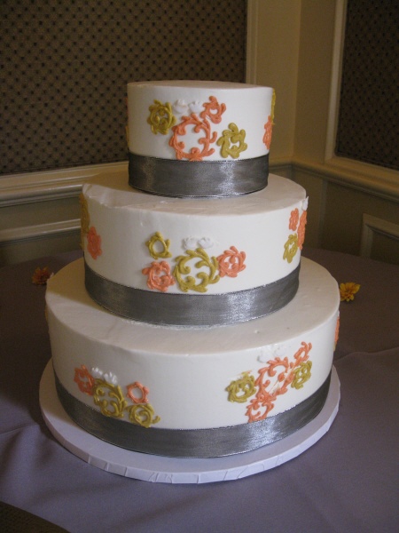 Unique Buttercream Wedding Cakes