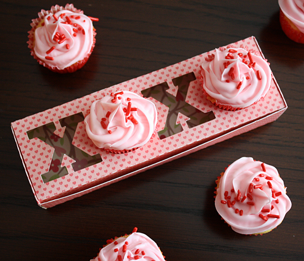 Valentine's Day Cupcake Boxes Valentine's Day Cupcake Boxes
