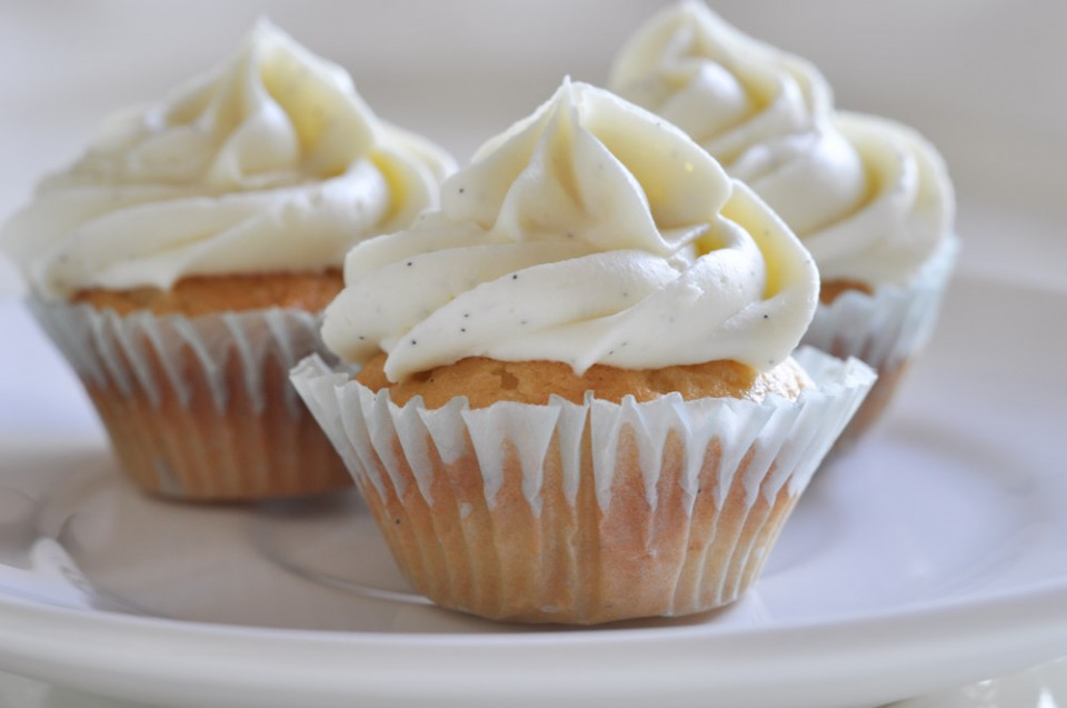 White Chocolate Vanilla Cupcake Recipe