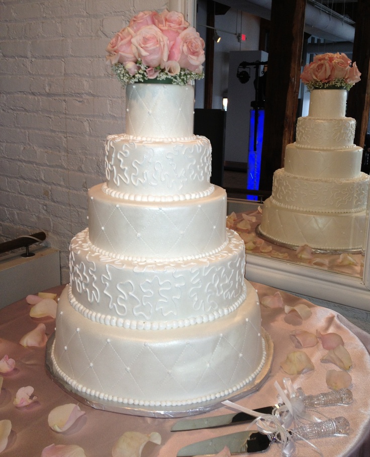 White Pearl Dust Wedding Cakes