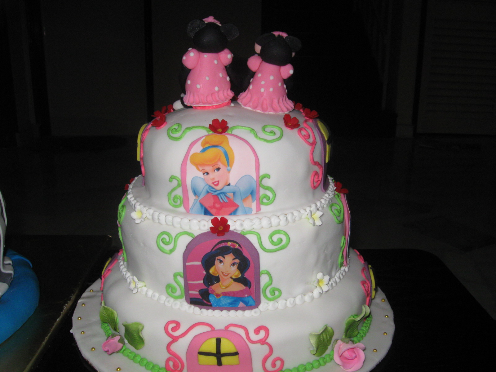 4 Year Old Girl Birthday Cake