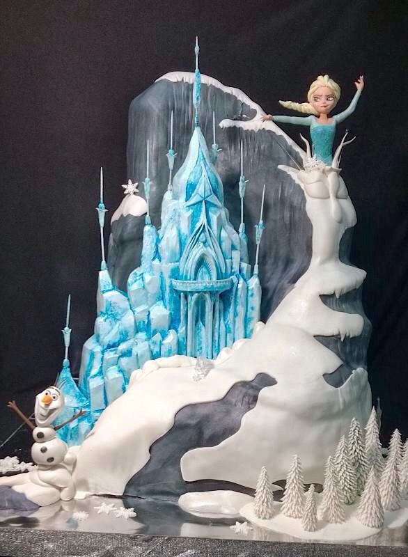 Amazing Disney Frozen Cake