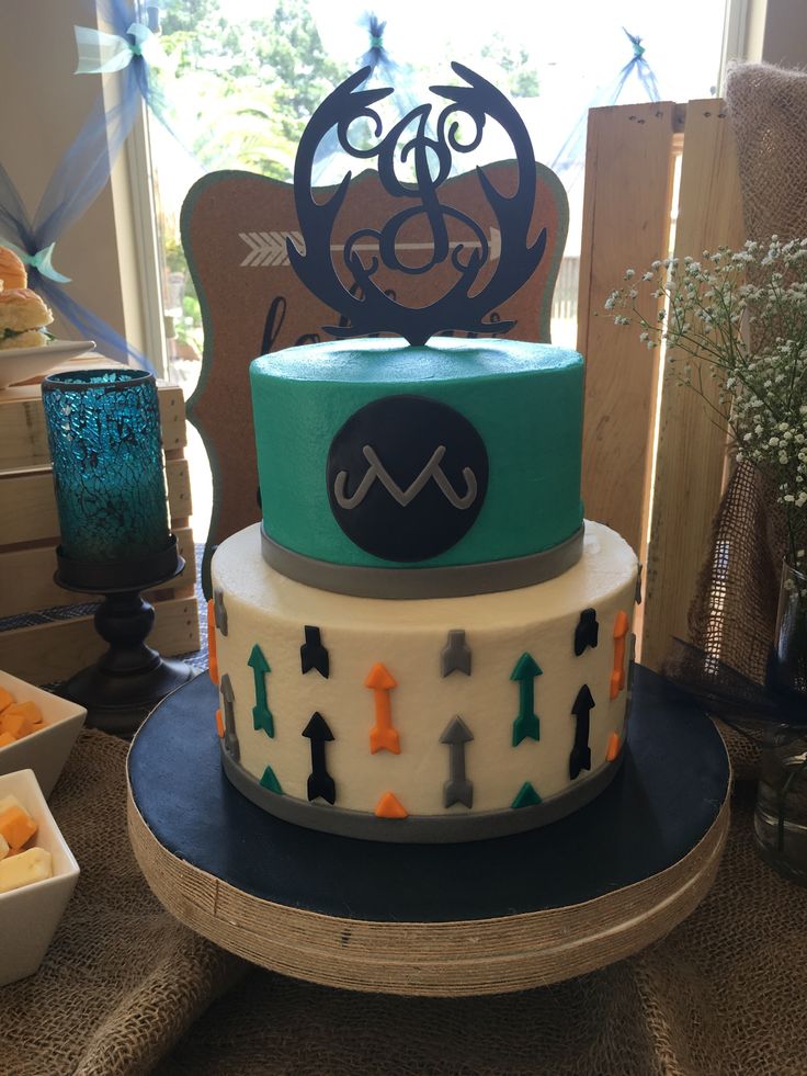 Arrow Baby Shower Cake