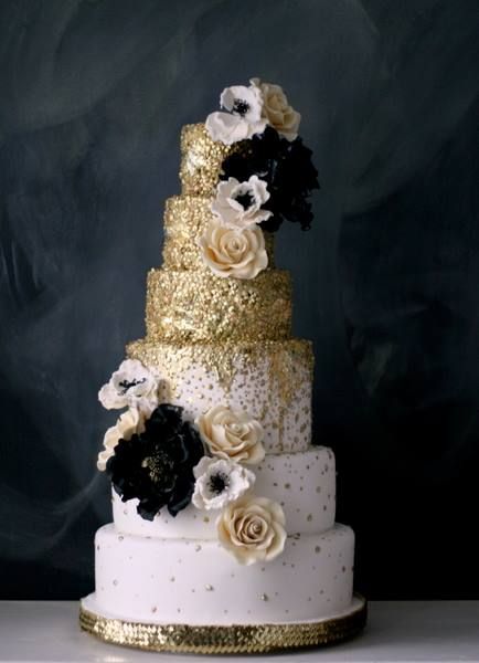Black and White Gold Wedding Cake Black and White Gold Wedding Cake