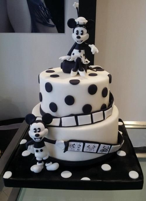 Black and White Mickey Mouse Cake