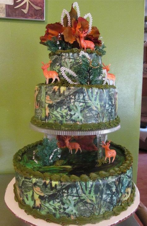 Camo Wedding Cake Ideas