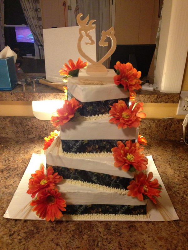 Camo Wedding Cake Ideas