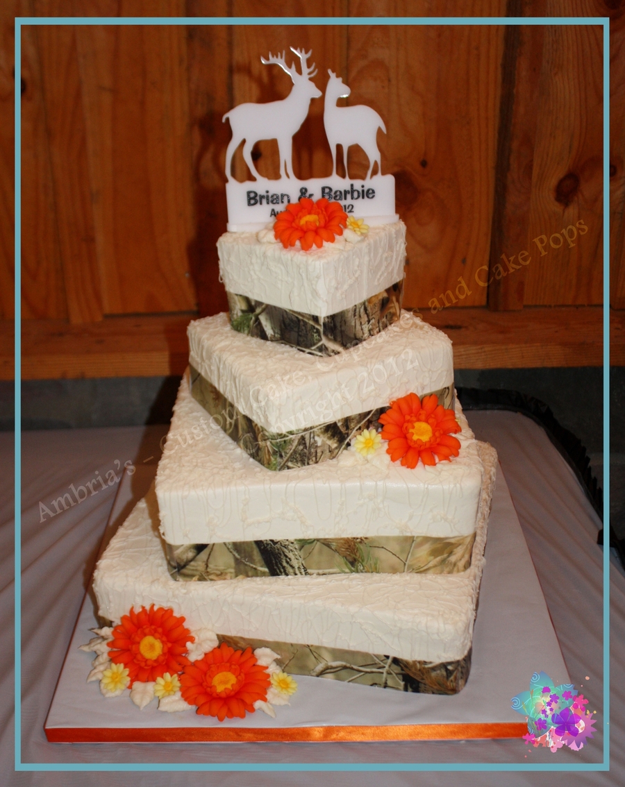 Camo Wedding Cake