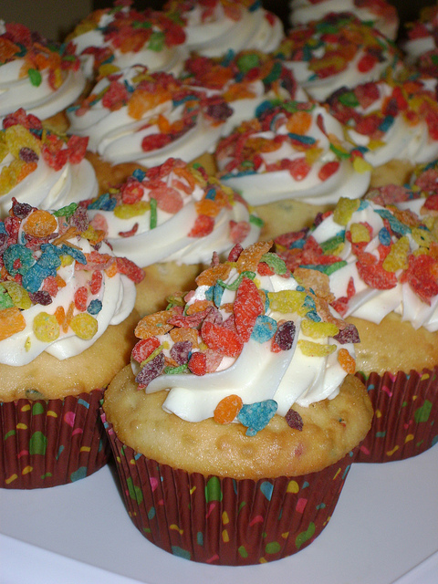 Cereal Fruity Pebbles Cupcakes