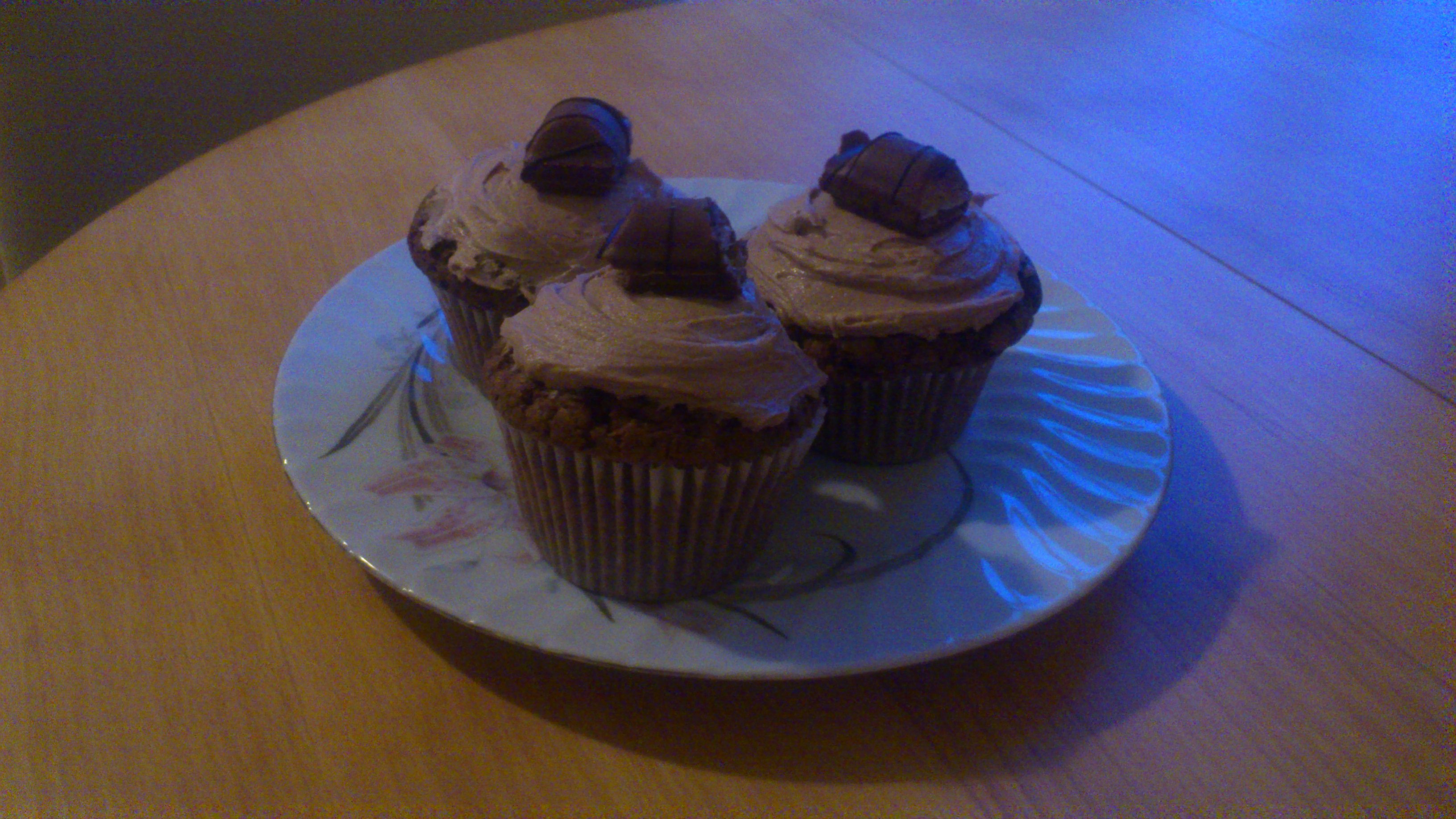 Chocolate Candy Bar Cupcake