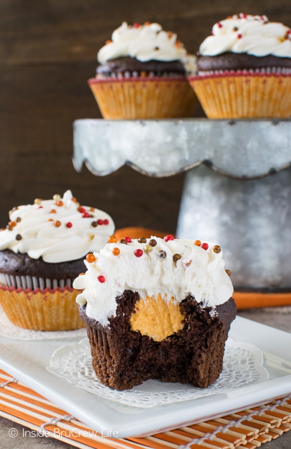 Cream Filled Chocolate Cupcakes Recipe Cream Filled Chocolate Cupcakes Recipe