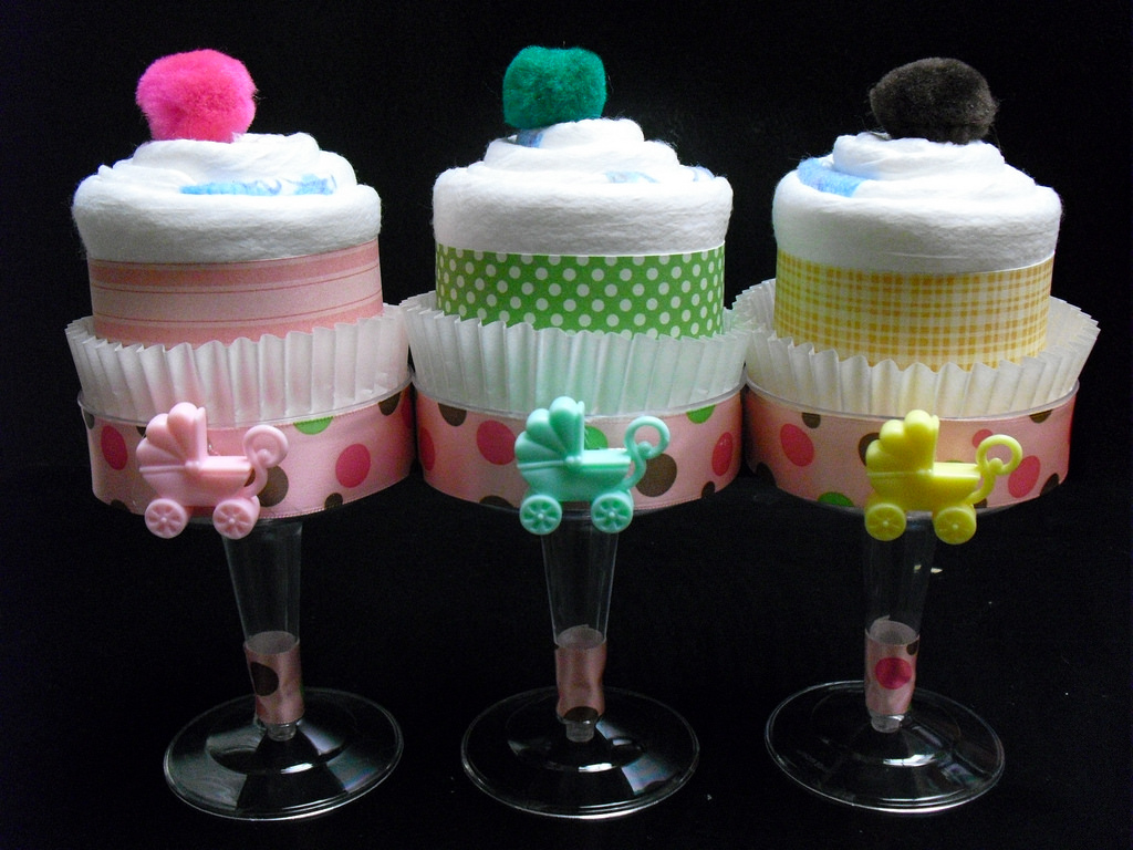 Cupcake Baby Shower Diaper Cake