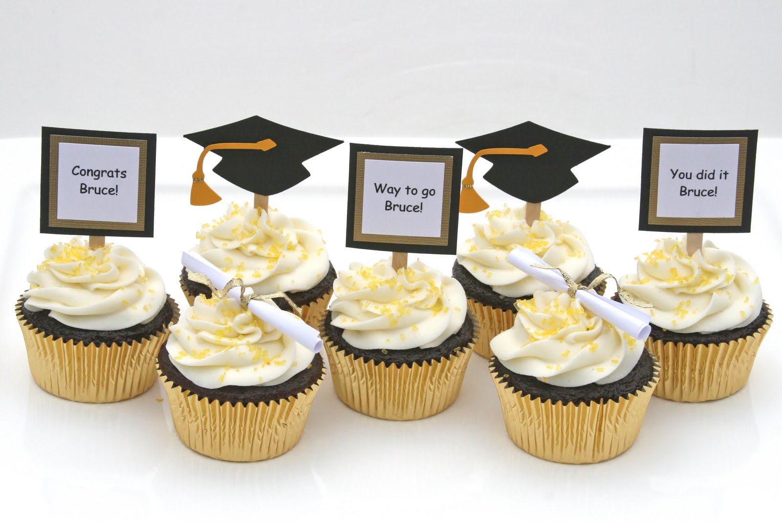 Cupcake Graduation Cake Ideas