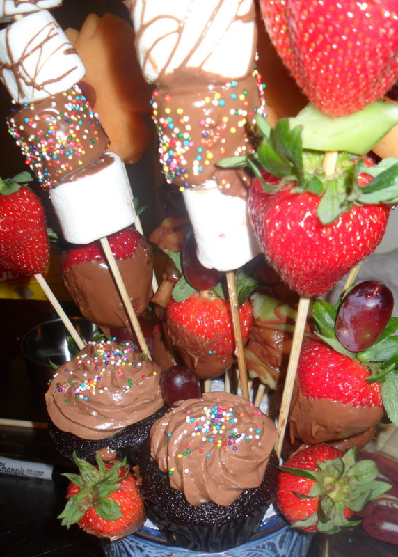 Edible Arrangements Strawberry Cakes