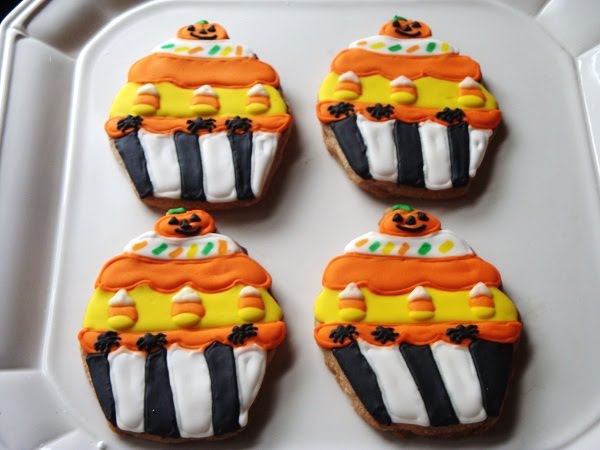 Halloween Cookies and Cupcakes