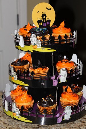 Halloween Cupcake Display Stands