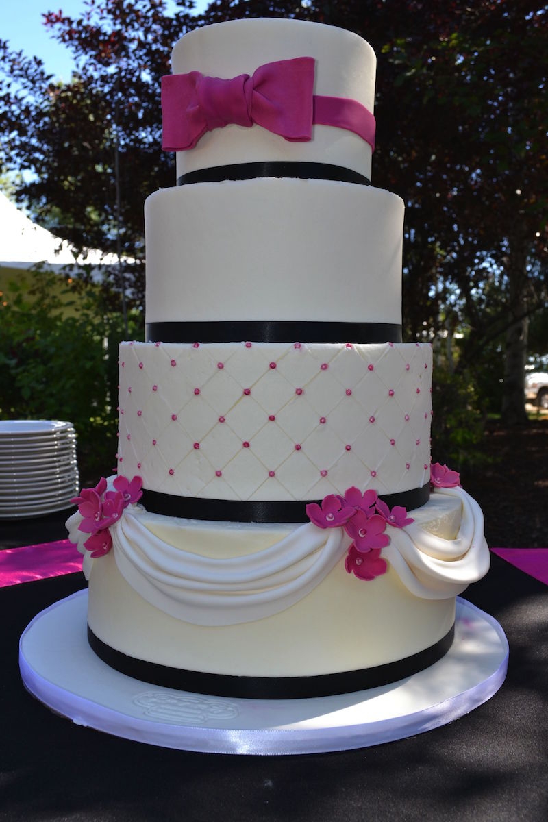 Hot Pink and Black Wedding Cake