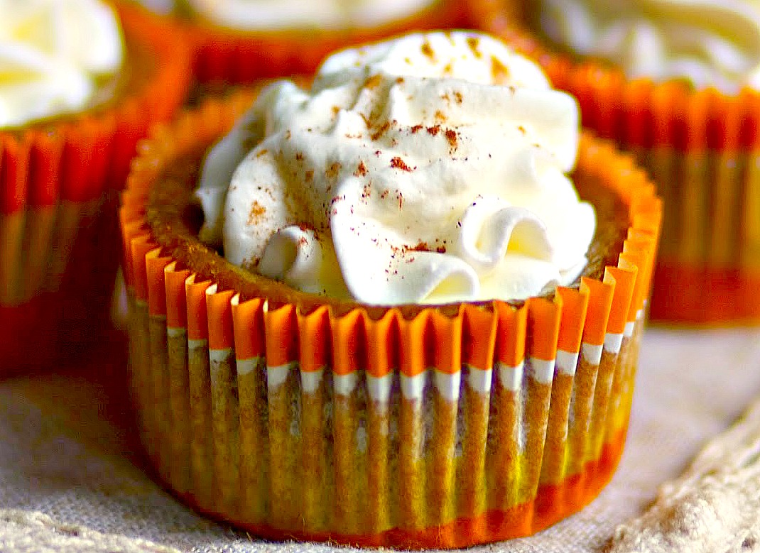 Impossible Pumpkin Pie Cupcakes