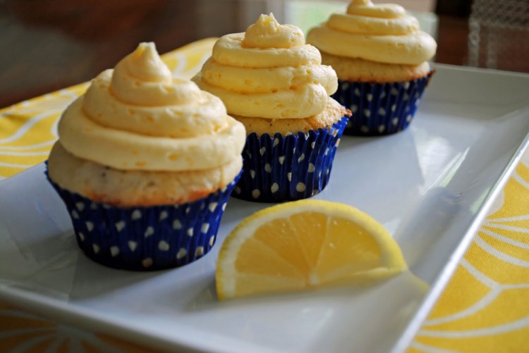 Lemon Buttercream Cupcakes