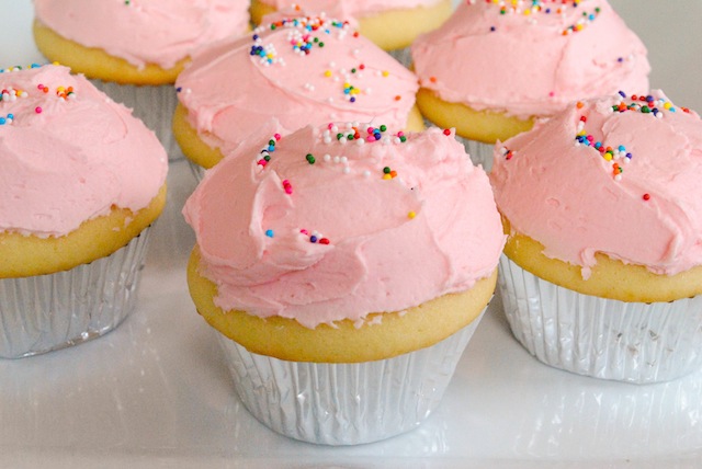 Martha Stewart Cupcakes with Buttermilk