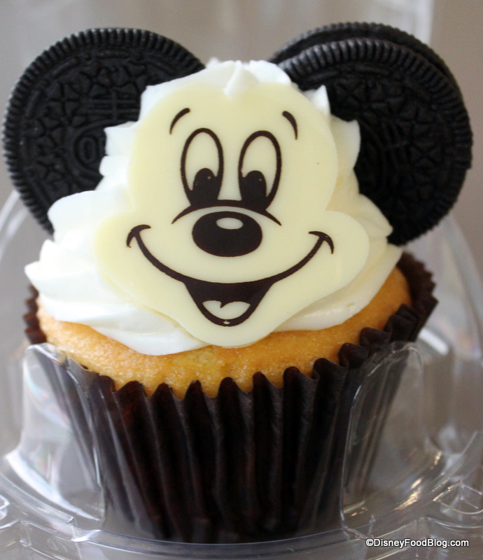Mickey Mouse Cupcakes with Oreos