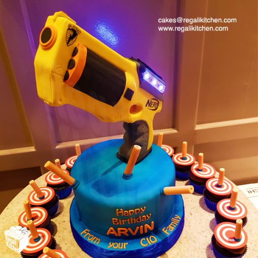 Nerf Gun Cupcake Cake