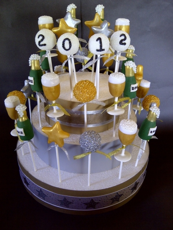 New Year's Eve Cake Pops