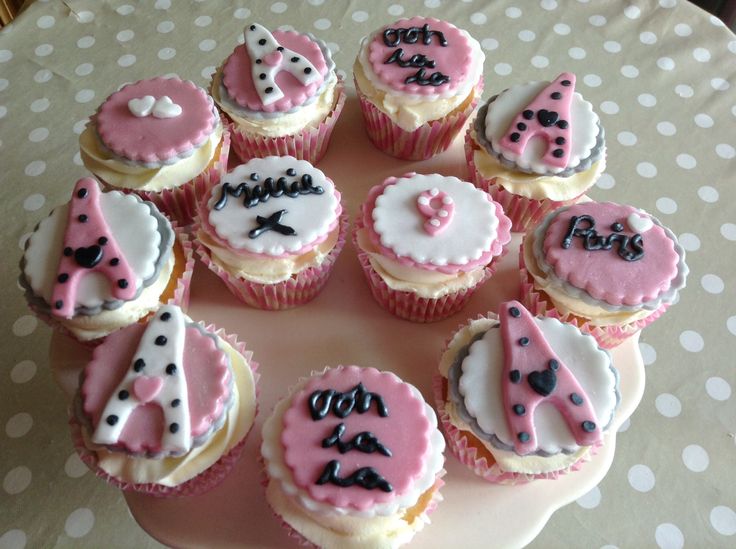 Paris Theme Cupcakes