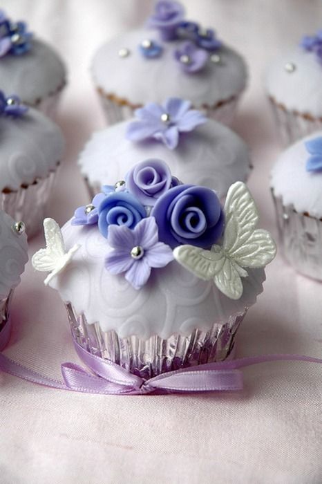 Pretty Purple Cupcakes Pretty Purple Cupcakes