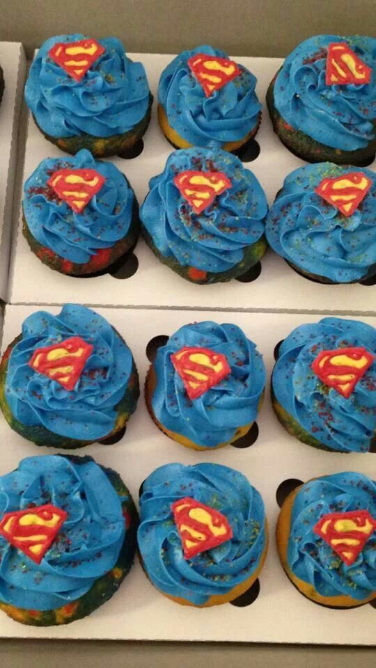 Superman Cupcakes