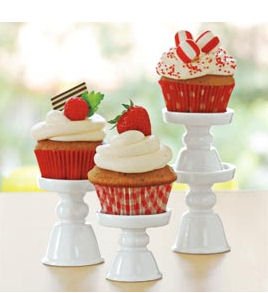 Treat Mini Pedestal Porcelain Cupcake Stands