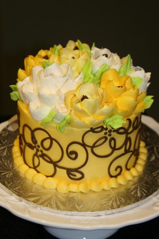 White Flower Cake Shoppe Beachwood