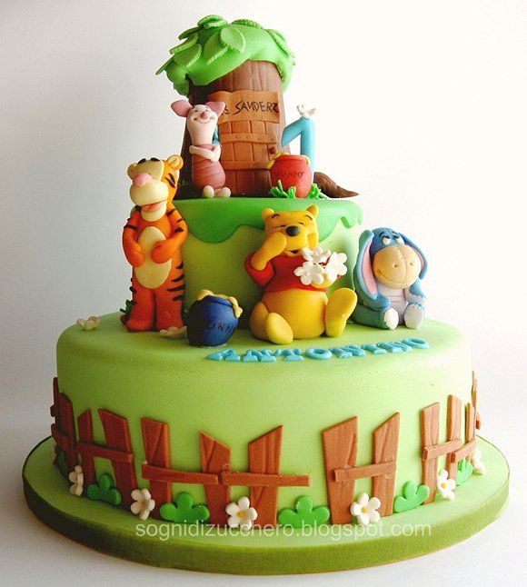 Winnie the Pooh Birthday Cake Winnie the Pooh Birthday Cake