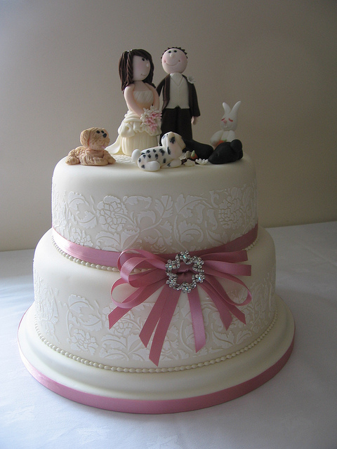2 Tier Wedding Cake with Bride and Groom
