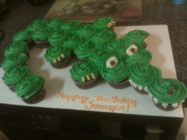 Alligator Cake Made Out of Cupcakes