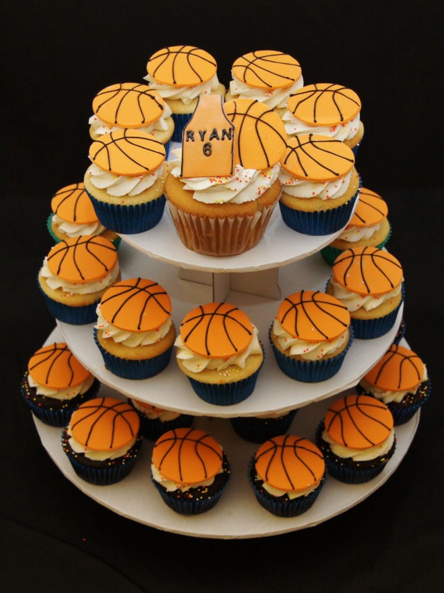 Basketball Cupcakes