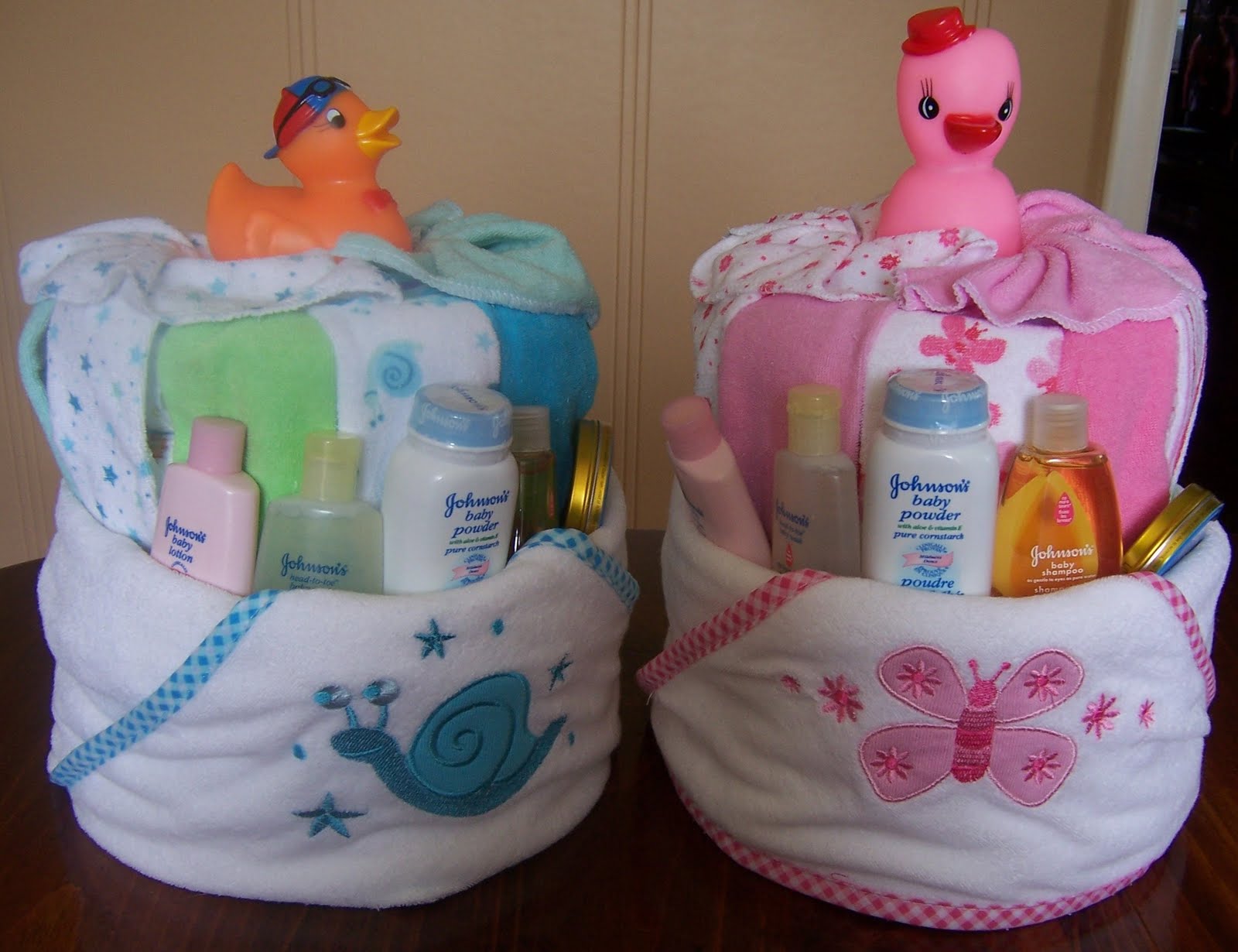 Bath Diaper Baby Shower Cakes