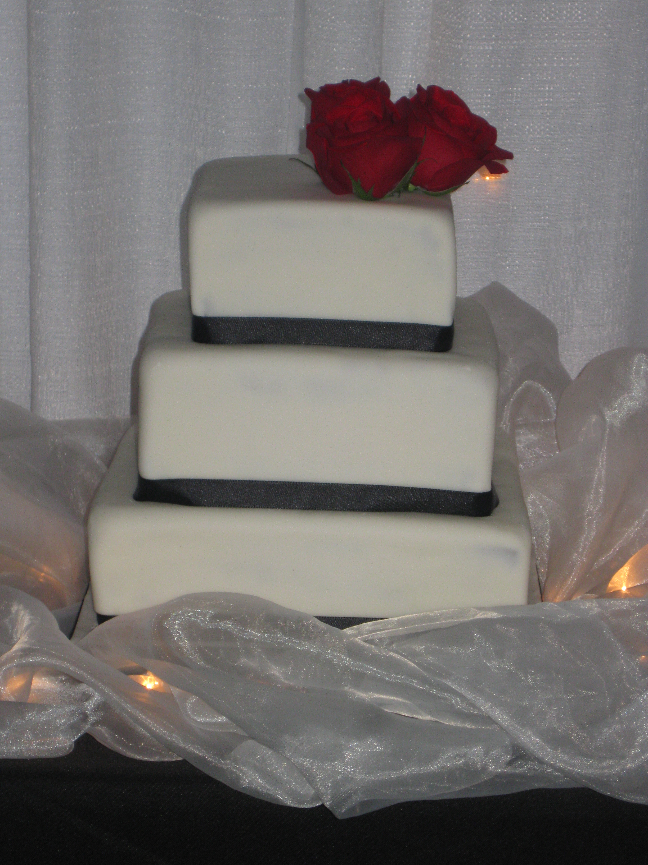 Black and White 3 Tier Square Wedding Cake