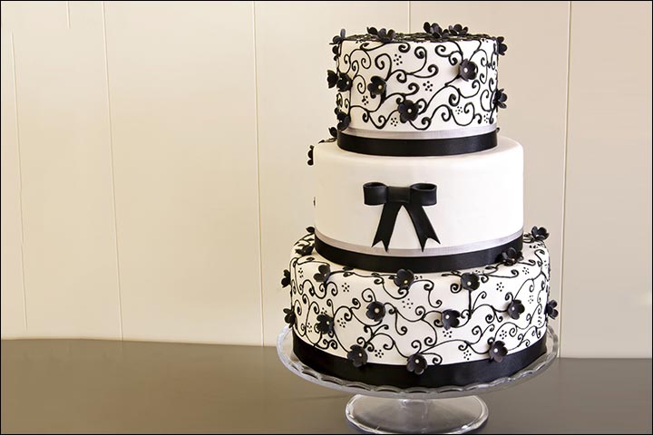 Black and White Wedding Cake