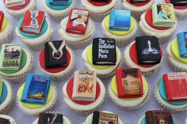 Book Cupcakes