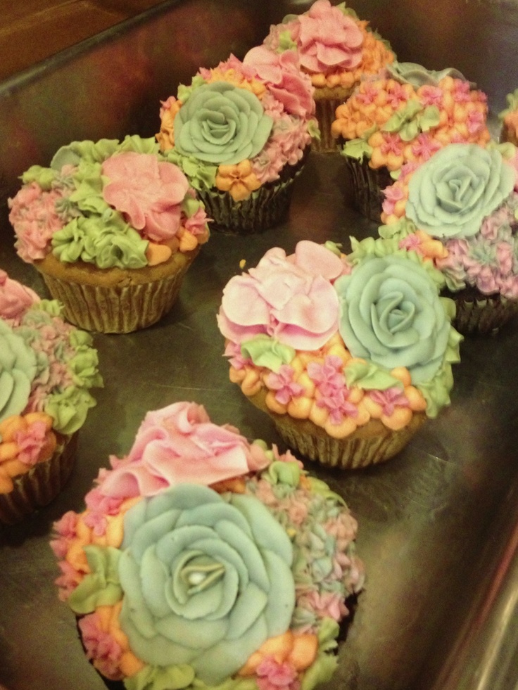 Buttercream Flower Cupcake Buttercream Flower Cupcake