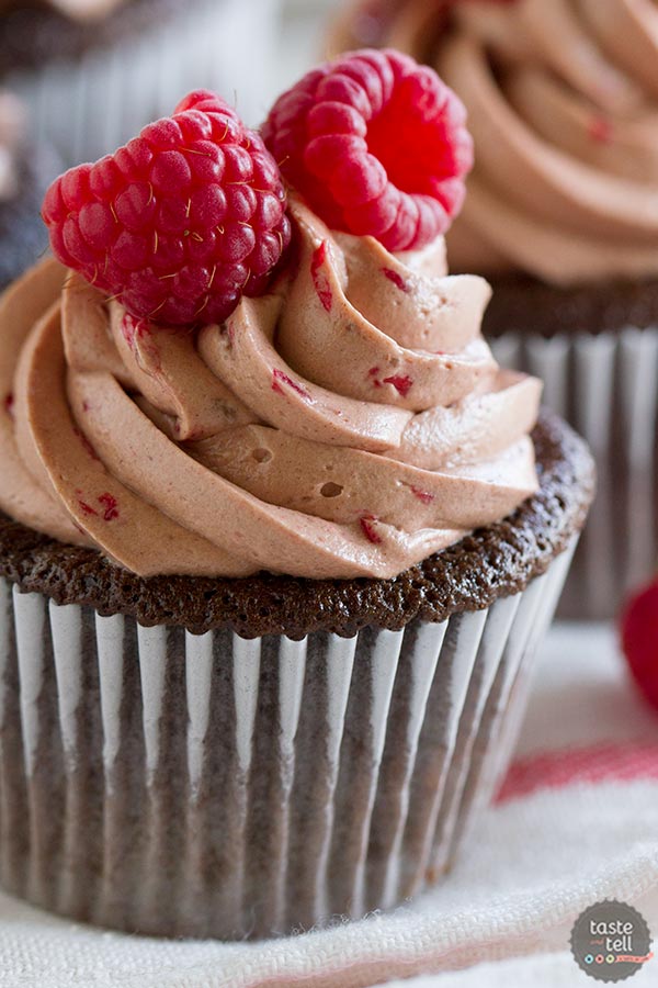 Chocolate Cupcakes with Raspberry Filling