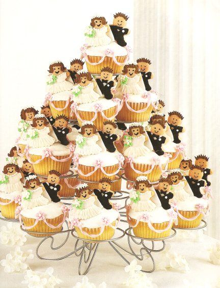 Cupcake Cake Bridal Shower Idea Cupcake Cake Bridal Shower Idea